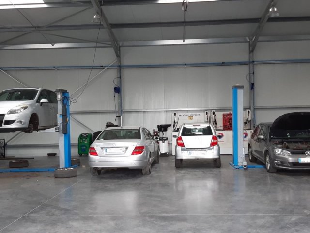 cg-auto4-a3153d0218e55b58f914e0ca62f79aec-640-480-crop-16777215